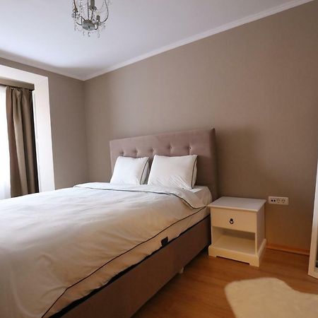 Old Square Apartments 5 Timisoara Exterior foto
